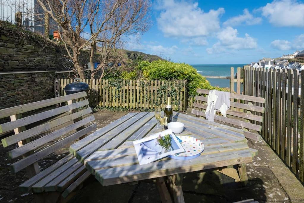 Scuppers, Port Isaac Bay Holidays المظهر الخارجي الصورة